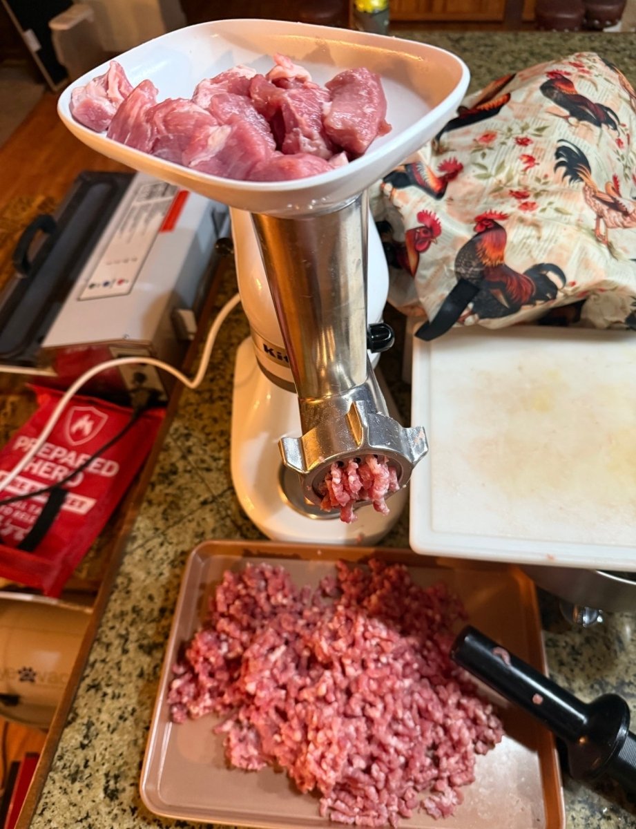 2 GRINGOS CHUPACABRA® SAUSAGE MIX - BBQRubs.com