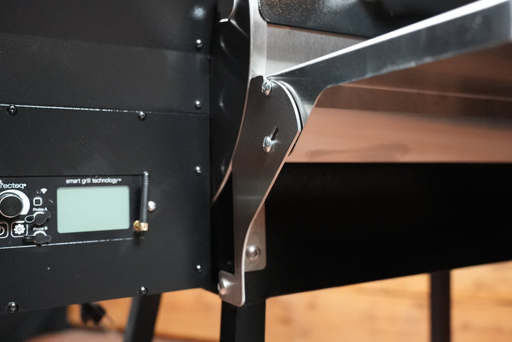 Recteq Patio Legend 410 | Pimp My Grill® Tactical Stainless Folding Front Shelf