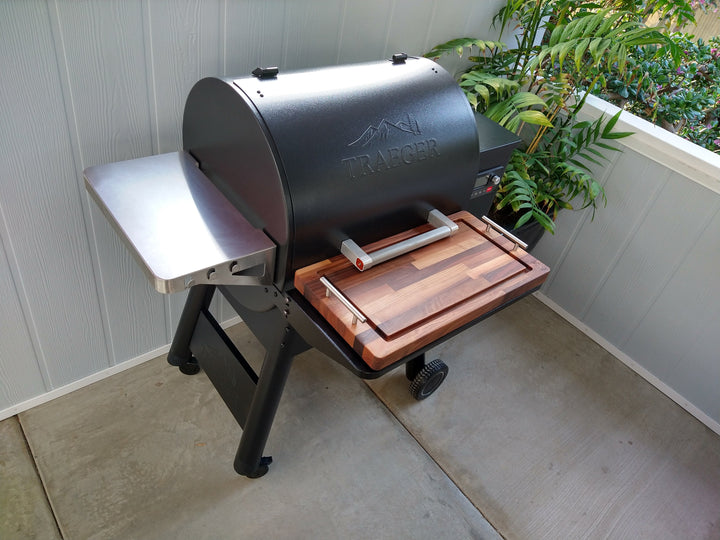 BBQ Boards™ for Traeger Ironwood 650 - Front Board