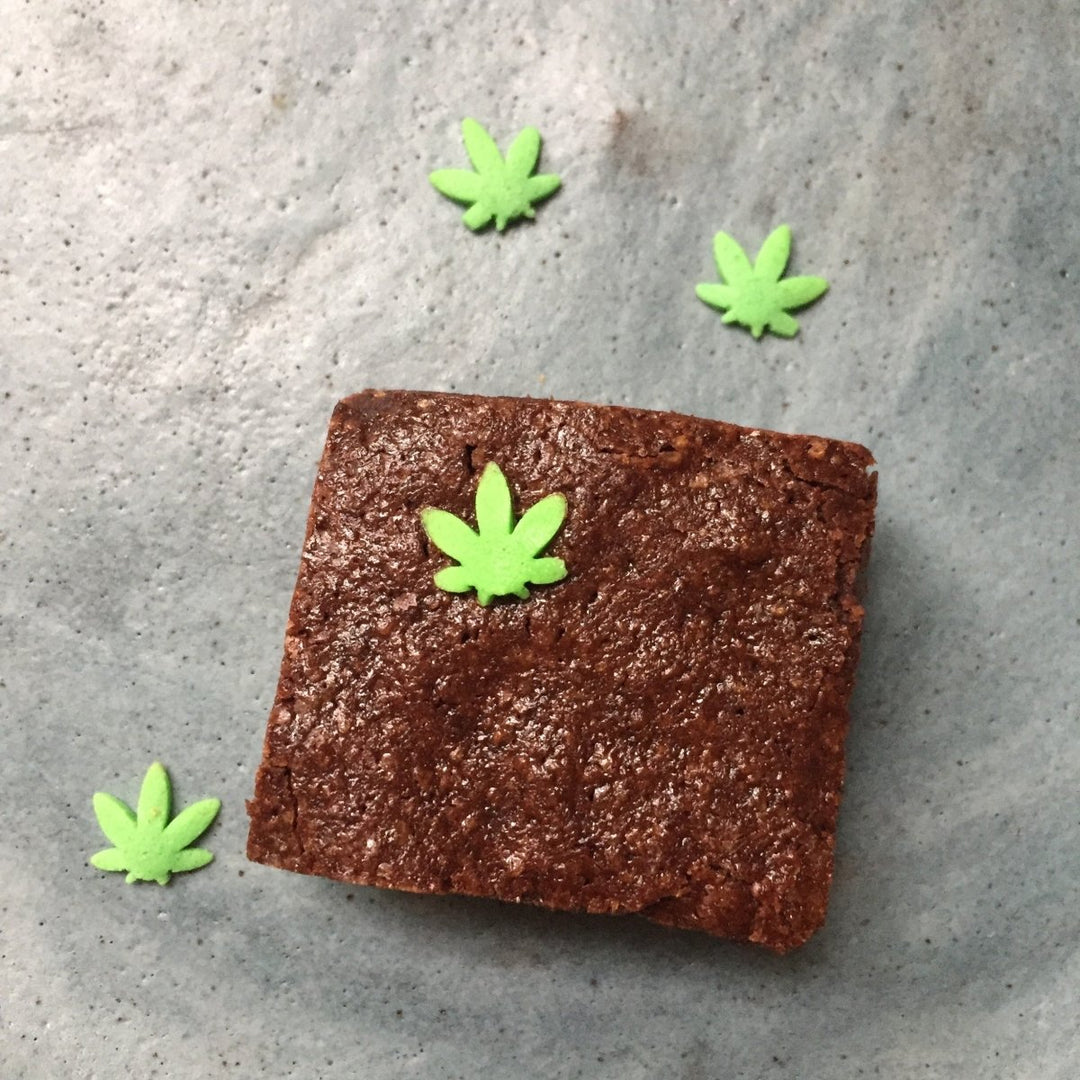 Hemp Leaf Sprinkles (CBD & THC Free) - BBQRubs.com